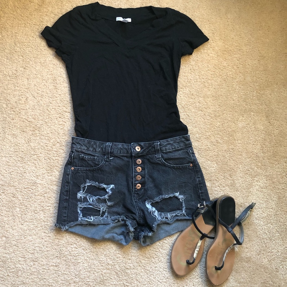 Arizona High Waisted Dark Distressed Shorts! 🩳
